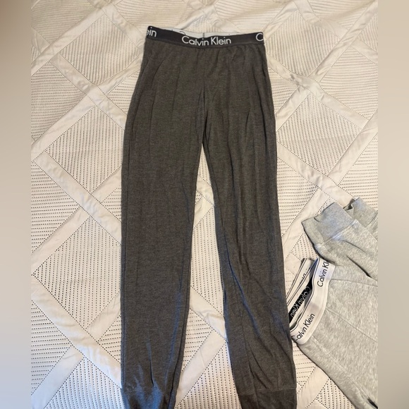 Calvin Klein Joggers Bundle - Picture 5 of 5